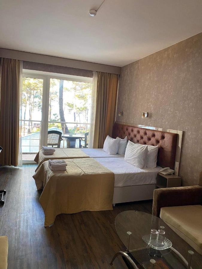Villa Reta Hotel & Spa Grigoleti Exteriör bild